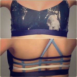 Lululemon Shala Bra Size 4